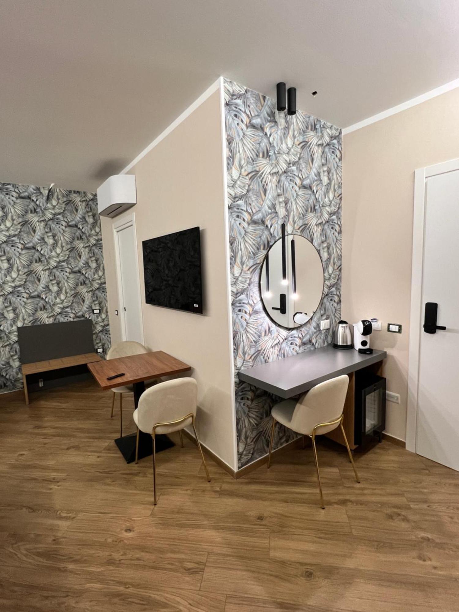 מרינה די קמרוטה Poseidonrooms מראה חיצוני תמונה